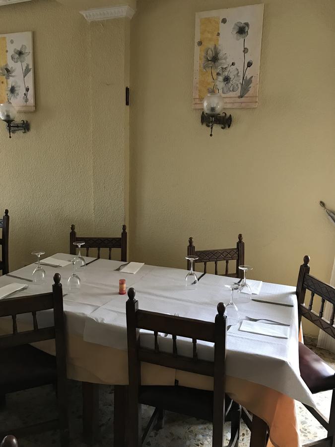 Villalobar Hostal San Miguel מראה חיצוני תמונה